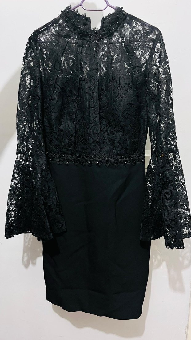 Dantel Detaylı Siyah Midi Elbise - Görsel 4