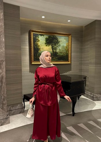 Bordo etek bluz saten takım