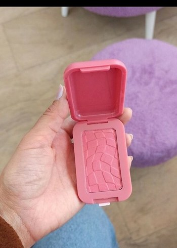 NYX Nyx Buttermelt Pembe Allık