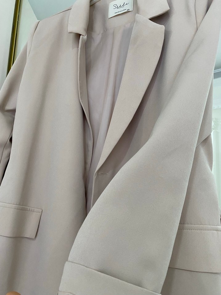 Bej Kadın Uzun Kollu Düğmeli Blazer - Görsel 3