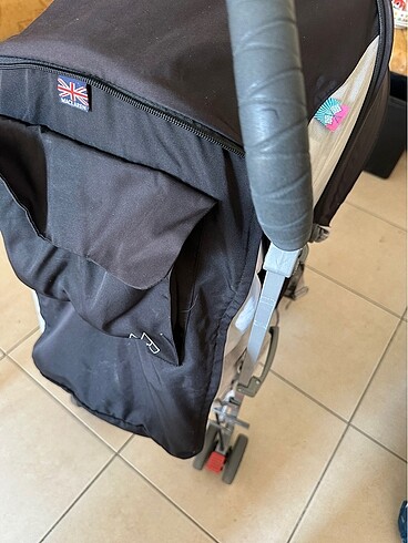 9- 36 kg Beden siyah Renk Maclaren puset