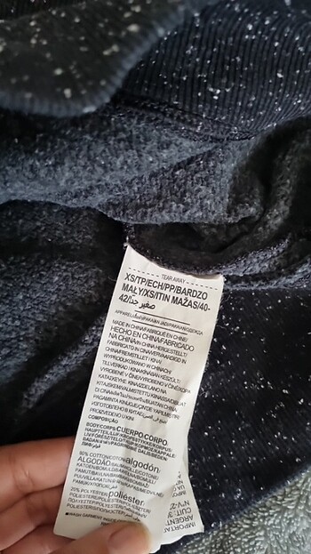 12-13 Yaş Beden siyah Renk Orj. Under Armour Sweat