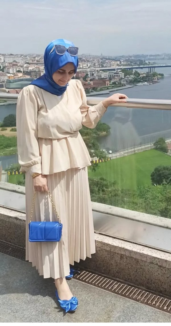 Bej V Yaka Uzun Kollu Drapeli Bluz - Görsel 2