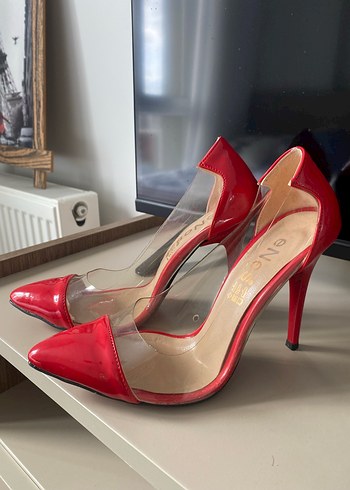 36 Beden Parlak Kırmızı Modern Klasik,Spor Stiletto