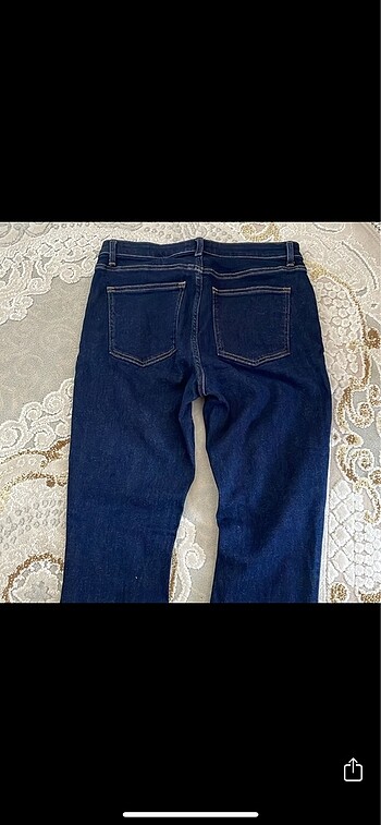 42 Beden lacivert Renk H&M koyu mavi jean