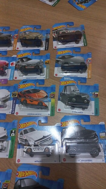 Beden Hot wheels Regular