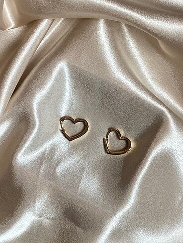 Beden Klipsli gold kalp model küpe