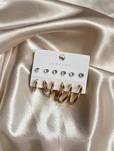 Zirkon taşlı gold halka model küpe seti