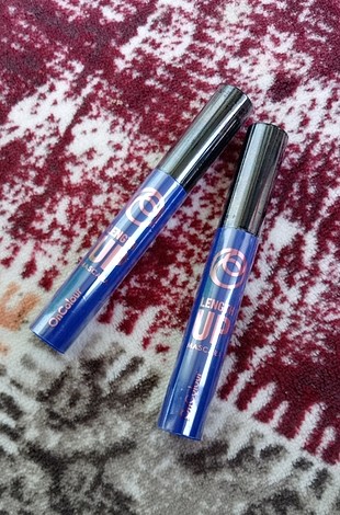 oriflame on colour maskara