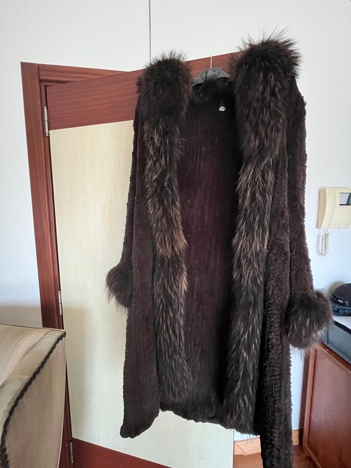 Kahverengi Süet Uzun Kürklü Kadın Kaban - Görsel 2