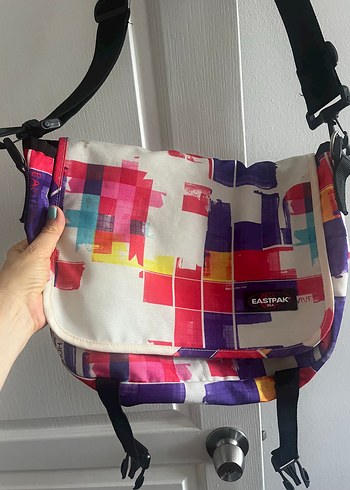 Eastpak ürünü