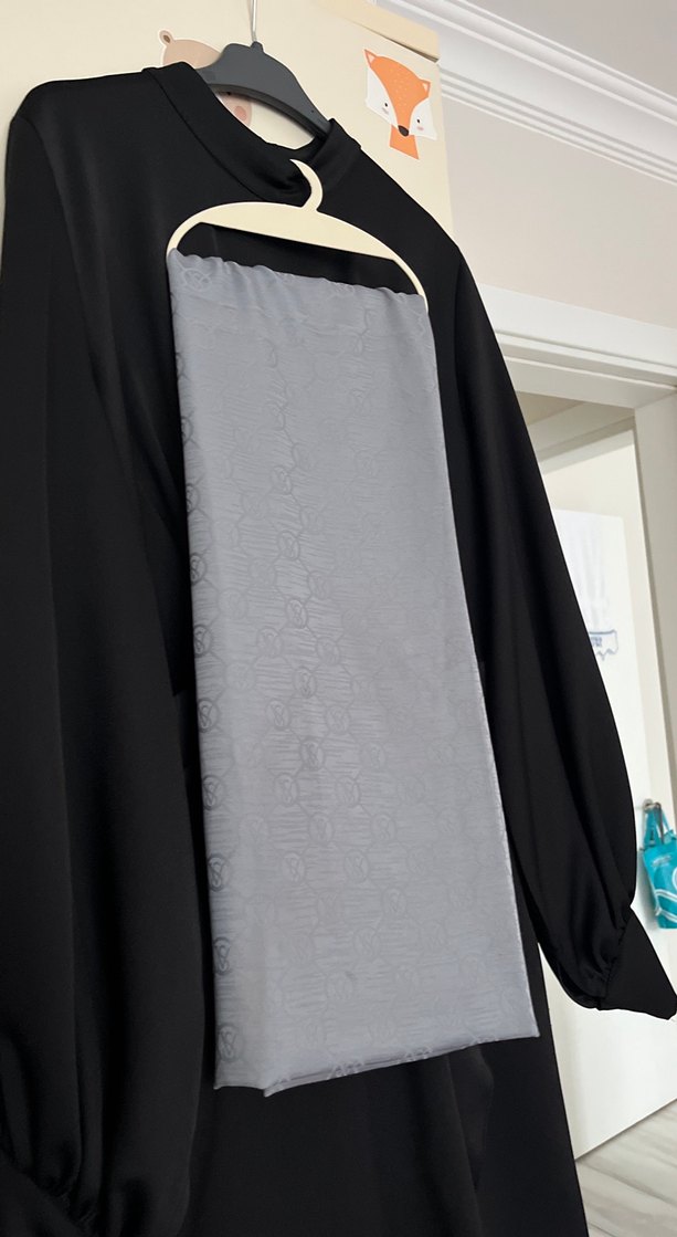 Gri Drapeli Kadın Şal - Görsel 4