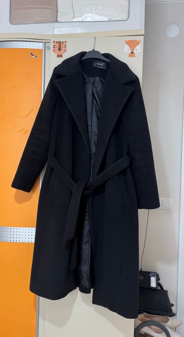 Siyah Kuşaklı Uzun Kaban - Görsel 3