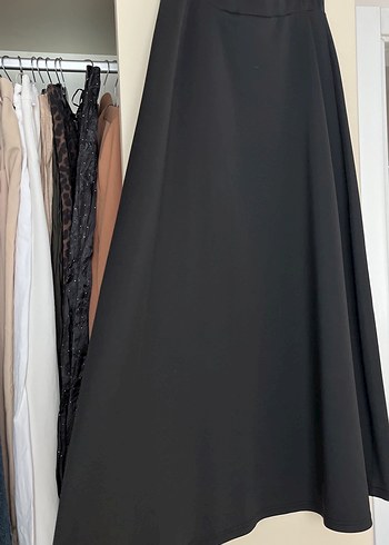 Drapeli Siyah Uzun Kadın Etek - Görsel 3