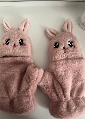 Kız Çocuk Pembe Kürklü Nakışlı Eldiven - Görsel 2