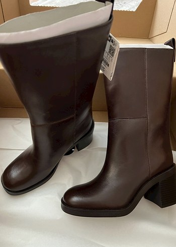 Zara Kadın Kahverengi Gerçek Deri Çizme