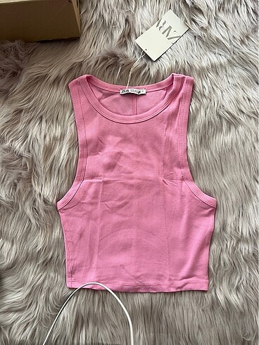 Zara crop