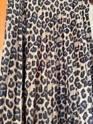 Zara Leopar pileli etek