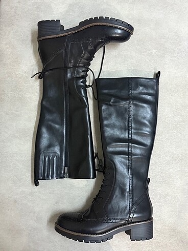 Nine West Günü kurtaran çizme