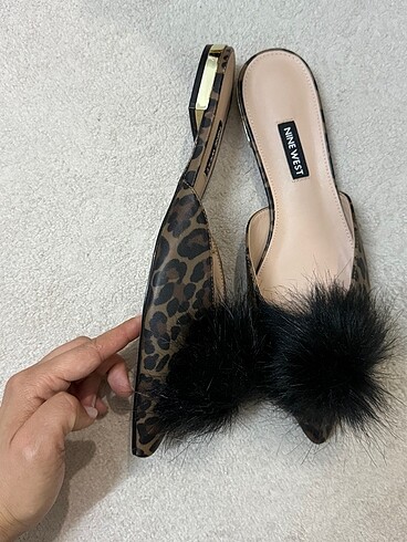Nine West Nine west