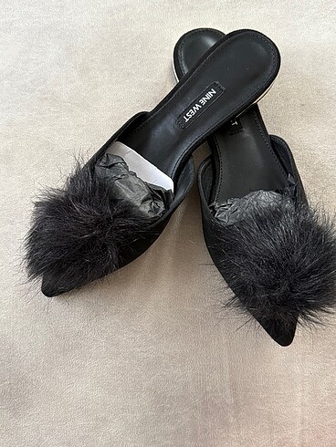Nine West Nine west