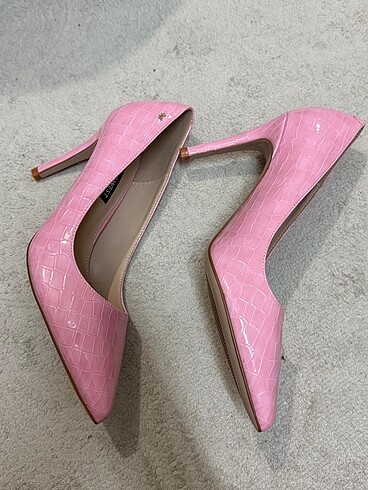 37 Beden Nine west