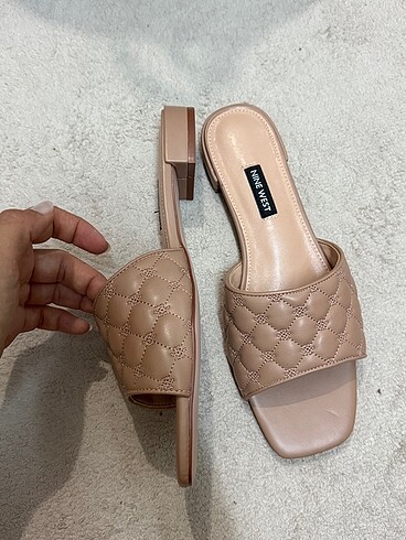 37 Beden Nine west