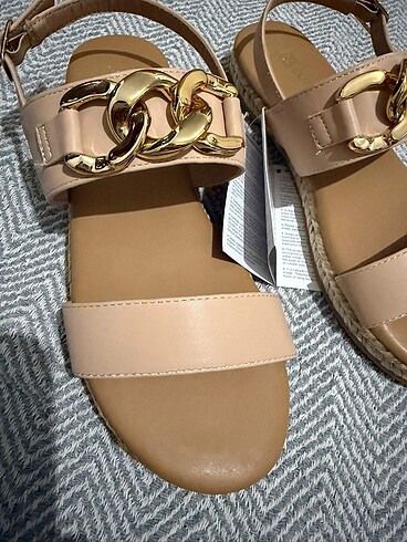 38 Beden Butigo