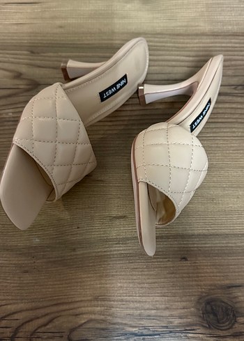 41 Beden ten rengi Renk Nine West Bej Kadın Terlik, Kareli, Topuklu