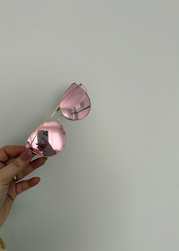 Şeffaf Pembe Kadın Güneş Gözlüğü - Görsel 2