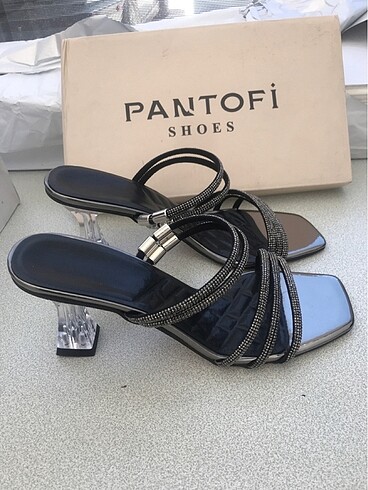 Diğer Pantofi terlik