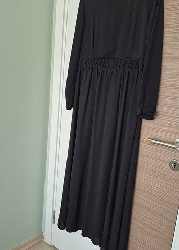 Siyah Piliseli Uzun Kollu Uzun Elbise - Görsel 2