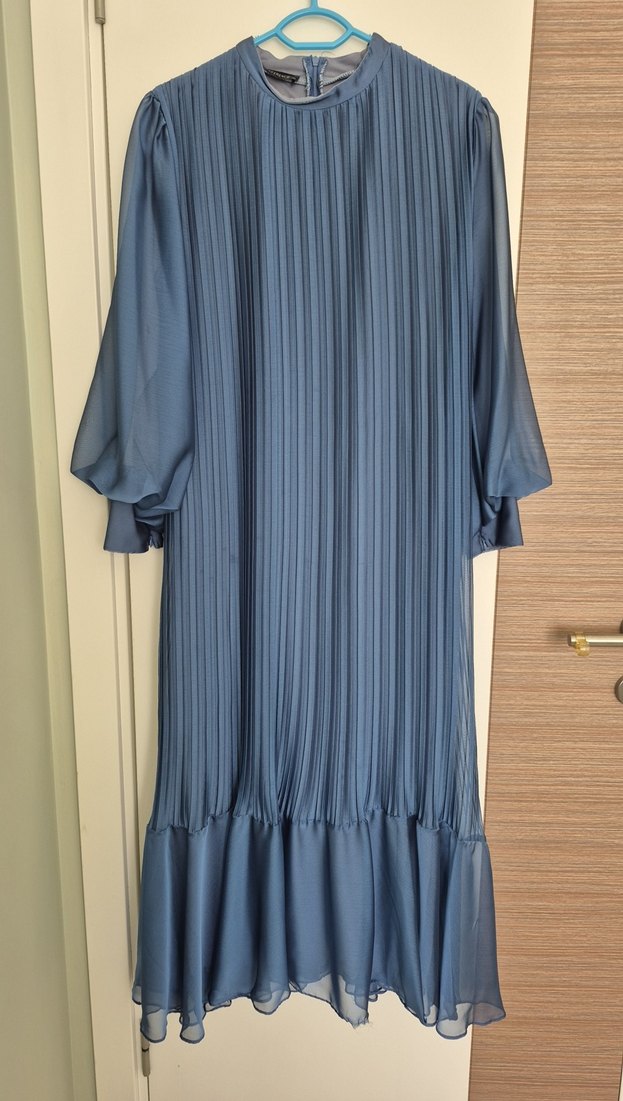 Mavi Uzun Pilili Kadın Elbise - Görsel 4