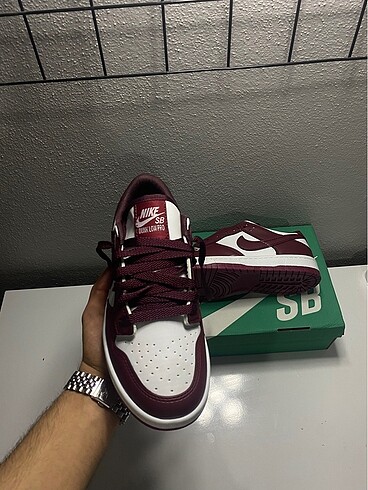 Nike Nike Dunk Low SB BORDO