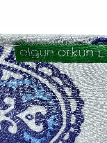 l Beden çeşitli Renk Diğer Bluz %70 İndirimli.