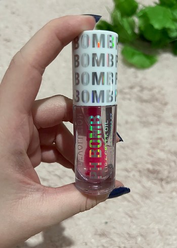 Revolution renk degistiren gloss