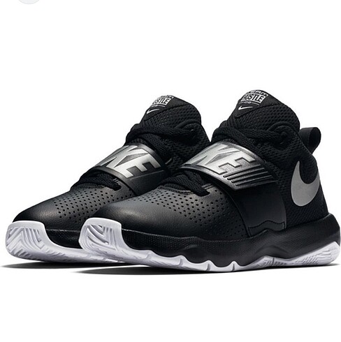 Nike team hustle ayakkabı
