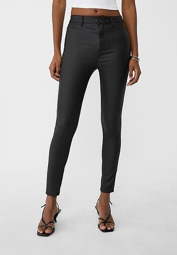 Stradivarius mumlu jean