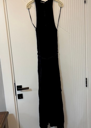 Siyah Uzun Keten Drapeli Halter Yaka Elbise - Görsel 2