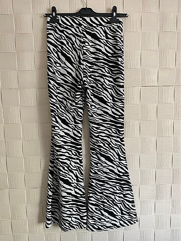Trendyol & Milla Zebra desenli pantolon