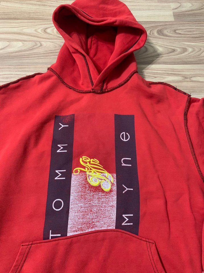 Tommy Hilfiger Jeans x MYne Hoodie - Görsel 3