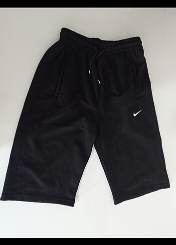 Erkek Nike Kapri Battal Boy 
