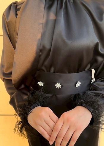 Kürk Detaylı Siyah Uzun Abiye Elbise - Görsel 3