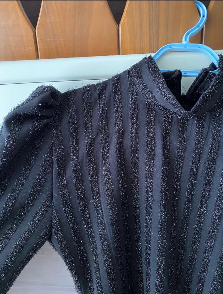 Siyah Uzun Kollu Drapeli Uzun Elbise - Görsel 5