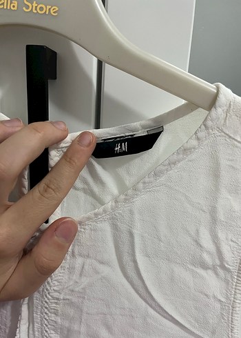 H&M Beyaz Kolsuz V Yakalı Keten Bluz