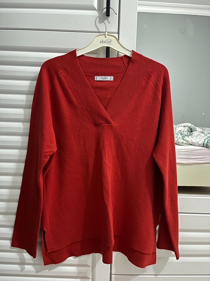 Kırmızı V Yaka Pamuklu Kadın Kazak - Görsel 4