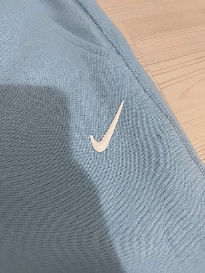 Etketli orjinal hiç giyilmedi  

Kadın ve erkek içinde uygundur - Görsel 3