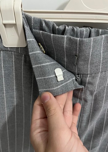 l Beden gri Renk Gri Çizgili Pliseli Kadın Kumaş Pantolon