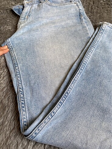 H&M Buz mavisi jeans