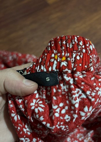 Çiçek Desenli Kırmızı Bohem Kız Bluzu - Görsel 2